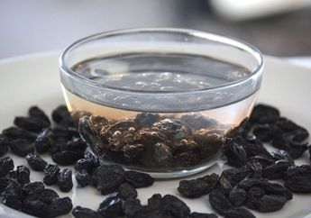 Lebih Ampuh Dari Obat! Air Rendaman Kismis Ternyata Miliki Manfaat Luar Biasa Untuk Tubuh!