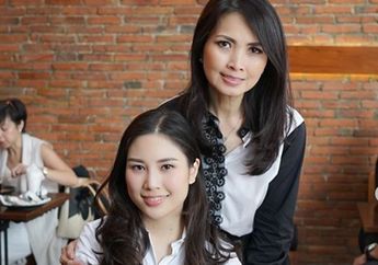 Beda Jauh dengan Pesta Mewah Sang Ibu, Ulang Tahun Anak Liliana Tanoesoedibjo Cuma Dirayakan dengan Dua Kue Penuh Bunga