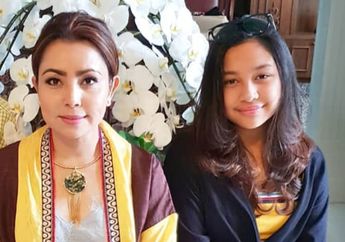 Cukup Pakai 1 Slip On, Anak Mayangsari, Khirani Trihatmodjo Punya 3 Gaya Kasual yang Kece!