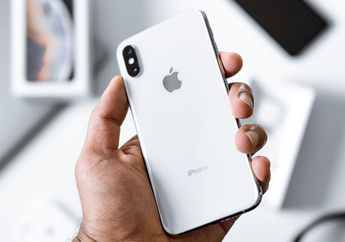 YouTuber ini Modif iPhone X Jadi Menggunakan USB-C, Begini Prosesnya!