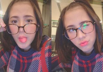 Yuk, Kepoin 4 Cara Zara JKT48 Tampil Modis & Manis Pakai Outfit Plaid!