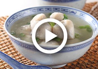 (Video) Resep Bakso Ikan yang Kenyal, Segampang Ini Bikinnya!