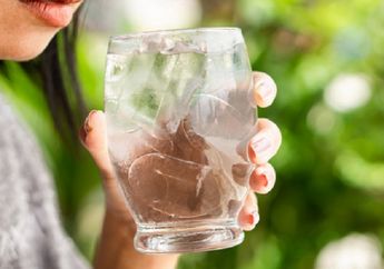 Masih Perjalanan, Jangan Nekat Minum Es Saat Buka Puasa