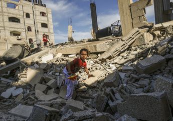 Foto-foto Efek Serangan Udara Palestina dan Israel yang Kembali Panas