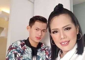 Elly Sugigi Mengaku Hubungannya dengan Irfan Sbaztian Hanya Settingan Belaka