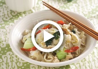 (Video) Resep Sahur Praktis Kwetiau Bumbu Opor yang Enggak Bikin Sahur Telat