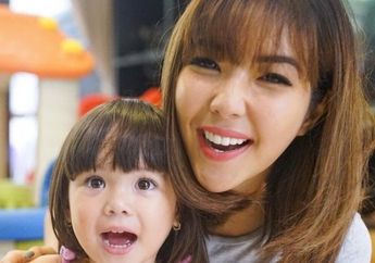 Sophia Latjuba Dipuji Gempita Setelah Suapi Es Krim, Tanggapan Gisella Anastasia ‘Yang Penting Ibunya Saya’