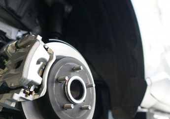 Persiapan Mudik, Kenali Ciri Waktunya Ganti Kampas Rem Mobil