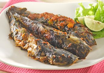 Menu Buka Puasa Enak dengan Lele Bakar Bumbu Kuning dan Sepiring Nasi Panas