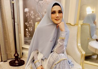 Penampilan Modis Mulan Jameela Tenteng Tas Branded Harga Fantastis saat Bukber Bareng Sahabat