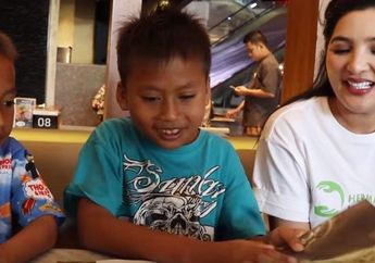 Ajak Anak Penjual Cilok Buka Puasa Bareng, Ashanty Terpana Lihat Tingkah Putra Di Meja Makan