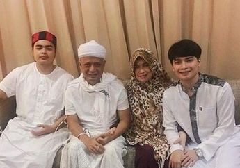 Seminggu Meninggalnya Ustaz Arifin Ilham Akibat Kanker, Usaha Kuliner Sang Putra Terlihat Ada yang Janggal