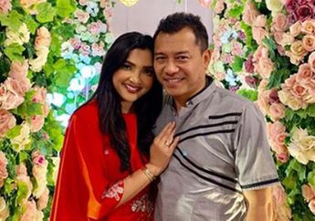 Ingkar Janji hingga Digugat Sampai 4,5 Miliar, Ashanty Asyik Bagikan Pose 'Seksi' Sang Suami saat Makan Nasi Goreng
