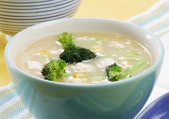 Menu Sahur Praktis dengan Semangkuk Sup Jagung Brokoli ini Gampang Banget Dibuat