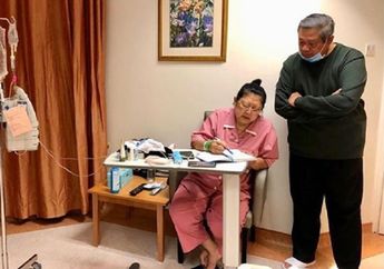 Istrinya Semakin Kurus Akibat Sulit Makan, Sifat Asli SBY Terungkap Saat Temani Ani Yudhoyono Jalan-jalan Di Kursi Roda