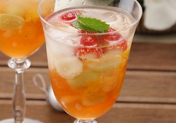 Minuman Buka Puasa Sehat, Resep Fruit Koktail Lemon Squash Bikin Hari Semakin Spesial
