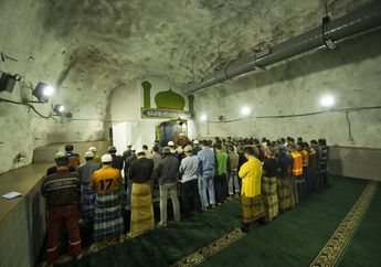 Di Papua Terdapat Masjid yang Tersembunyi 1.760 m di Perut Bumi