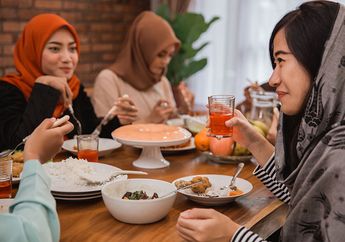 Trik Hindari Ajakan Bukber di Luar Biar Dompet Enggak Jebol