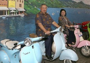 Pengakuan Ani Yudhoyono Diatas Vespa Jadul, Saat Masih Sehat