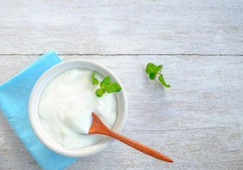 Resep dan Bahan MPASI 12 Bulan Praktis: Pure Cherry, Daun Mint, dan Greek Yoghurt
