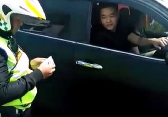 Pakai Plat Polisi, Toyota Fortuner Ugal-Ugalan di Puncak Disupiri Pelajar?