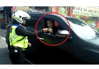 Ugal-ugalan di Jalan, Sosok Pelajar Pria yang Kendarai Mobil Berpelat Polisi di Bogor Jadi Misteri