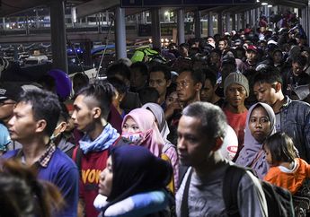 Derita Warga Korban Corona, Tak Peduli dengan Pergub Anies Baswedan yang Baru, Sopir Bus Nekat Mudik Jalan Kaki 440 Km dari Jakarta ke Solo