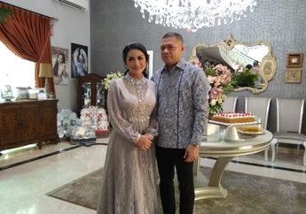 Krisdayanti Jadikan Lebaran Sebagai Momen Berkumpul dan Bersilaturahmi dengan Keluarga Besar dan Tetangga