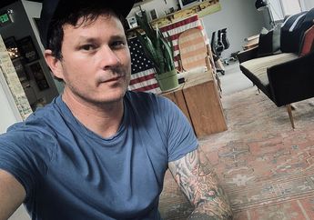 Mulai Debutnya sebagai Sutradara, Tom DeLonge: Tujuan Gue adalah Bikin Film Besar yang Asik