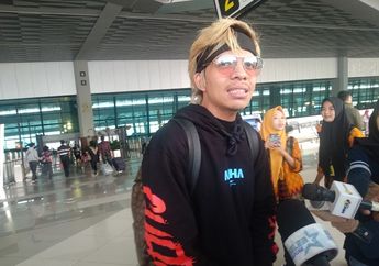 Rayakan Lebaran Sembari Umroh, Atta Halilintar Panjatkan Doa Minta Jodoh