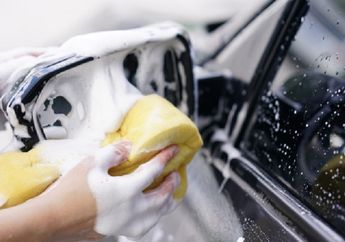 Cuci Mobil Sendiri, Pakai 7 Jurus Ini Biar Dapat Hasil Maksimal
