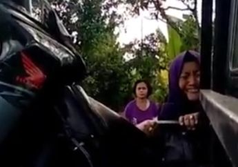 Emak-Emak Kesurupan Kelar Alami Kecelakaan, Jadi Tumbal?