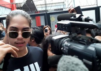 Perasaan El Rumi Usai Jenguk Ahmad Dhani di Rutan : Menangis dan Tertawa!