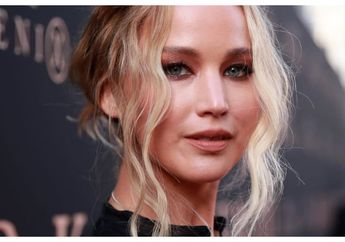 Gelar Pesta Lajang, Jennifer Lawrence Menangis karena Tak Ada Satupun Teman yang Datang