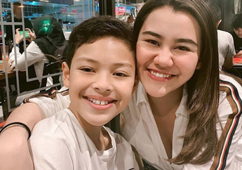 Beda Ibu, Ini Potret Kehidupan Rukun Aaliyah Massaid dan Adik Sambungnya dari Angelina Sondakh, Keanu Massaid. Adem!
