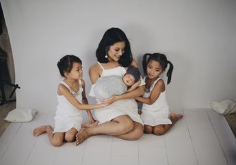 Umur Beda Belasan Tahun, Ini Potret Dekatnya Siti Adira Kania & Adik-Adik Sambung dari Ririn Dwi Ariyanti!