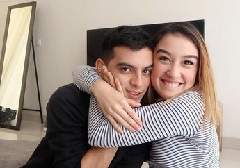 10 Foto Romantis Ciccio Manassero, Mantan Penyanyi Cilik ‘Kebelet Pipis’ dan Pacarnya, Natasha Rider, Adiknya Kimberly Rider!