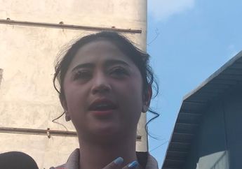 Siap Jalani Wasiat Mendiang Ayahnya, Dewi Perssik Akan Cabut Laporannya Terhadap Rosa Meldianti di Kepolisian