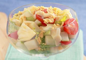 Resep Salad Saus Yoghurt Enak, Cara Unik Agar Si Kecil Doyan Makan Buah
