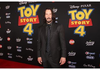 Galang Donasi Buat Anak-anak Penderita Kanker, Keanu Reeves Tawarkan Kencan Online Bareng Dirinya!