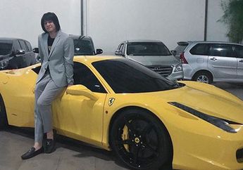 Pakai Mobil Ini Kevin Pacaran Dengan Vicy, Kelar Ferarinya Dilego