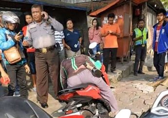 Diduga Kelelahan, Seorang Driver Ojol Meninggal Dunia di Atas Kendaraannya Sendiri