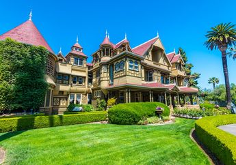 Winchester House, Rumah Misterius dengan 160 Ruangan yang Dibangun Pemiliknya karena Takut Digentayangi Hantu