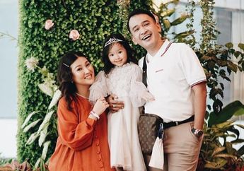 Kecil-kecil Sudah Miliki Selera Fashion Sendiri, Thalia Putri Onsu Tolak Diberi Baju Terbuka dan Malah Pilih Pakai Daster: Kalau Dibuka Gak Bagus, Tindakan Buruk!