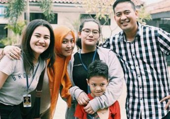 Selain Antar Makanan ke Penjara, Brotoseno Ternyata Juga Pernah Bawa Anak Adjie Massaid ke Makam Hingga Lakukan Hal Ini