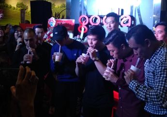 Hadir di Peresmian Gerai Minuman Milik Gibran Rakabuming, Intip Ekspresi Putra Sulung Basuki Tjahaja Purnama Ikut Kompetisi Minum
