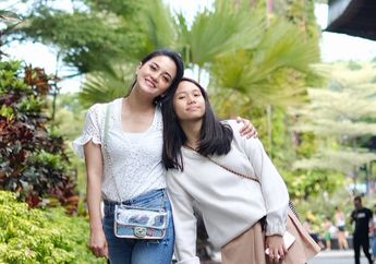 4 OOTD Simpel & Kece Pakai Kaos Putih Ala Anak Ririn Ekawati, Jasmine Abeng!