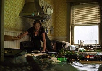 Teror Buaya di Tengah Badai! Ini 3 Fakta Menarik Tentang Film ‘Crawl’