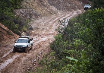 Hutan dan Gunung Ditembus Demi BBM Satu Harga di Kalimantan Utara