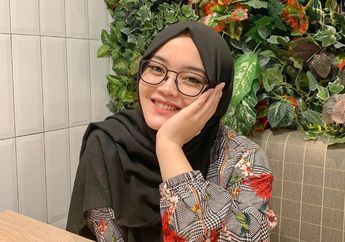 Makeup di Mobil, Begini Hasil Riasan Ala Anak Sule, Putri Delina!